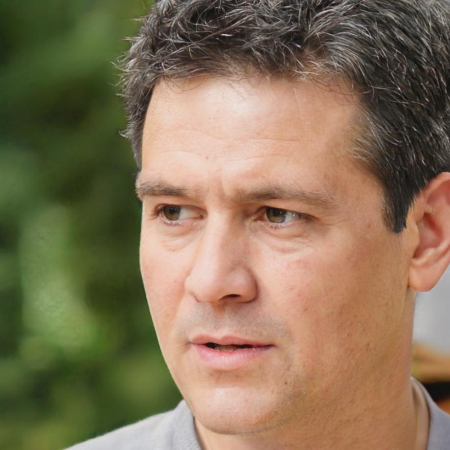 Ritratto professionale di Salvatore Lentini